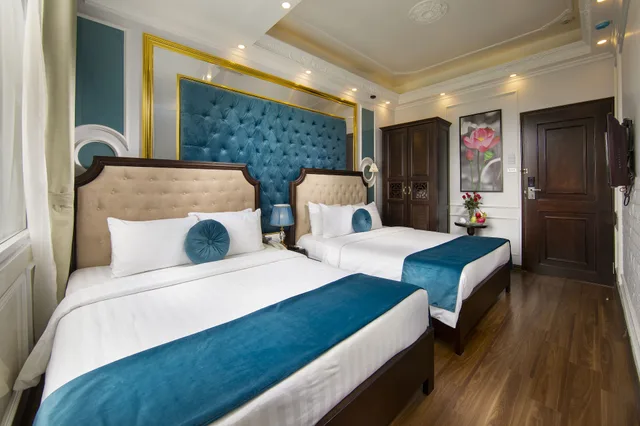 غرفة عائلية بسريرين كوين، Royal Palace Hotel 2 Hanoi 2/3