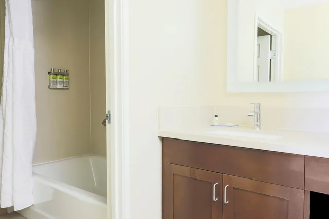جناح بسرير كينج بغرفتي نوم بمطبخ، Staybridge Suites Reno 5/5