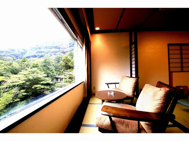 غرفة سوبيريور بسريرين منفصلين بإطلالة على الحديقة، Hotel Okuyumoto 1/2