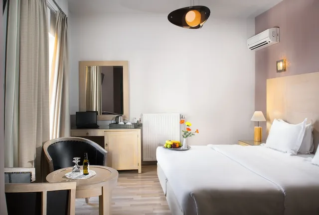 غرفة ديلوكس بسرير مزدوج، Areos Hotel 6/10