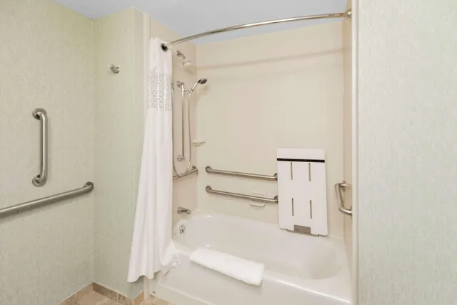 غرفة بسرير مزدوج، Hampton Inn Pittsburgh-Bridgeville 4/4