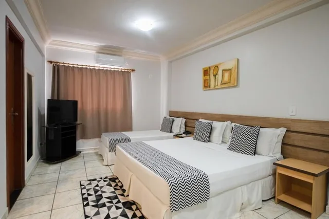 غرفة ديلوكس ثلاثية بسرير مزدوج وسرير فردي، Havana Palace Hotel I 3/6