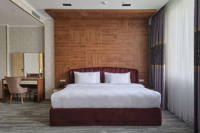 جناح بسرير كينج، Panarams Tashkent Hotel a Member of Radisson Individuals 1/5