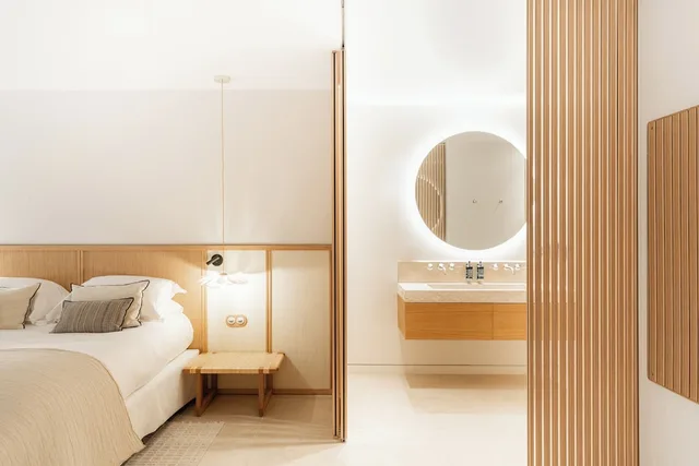 Superior, Queen Bed, Terrace, Le Couvent Des Minimes Hotel Spa 3/4