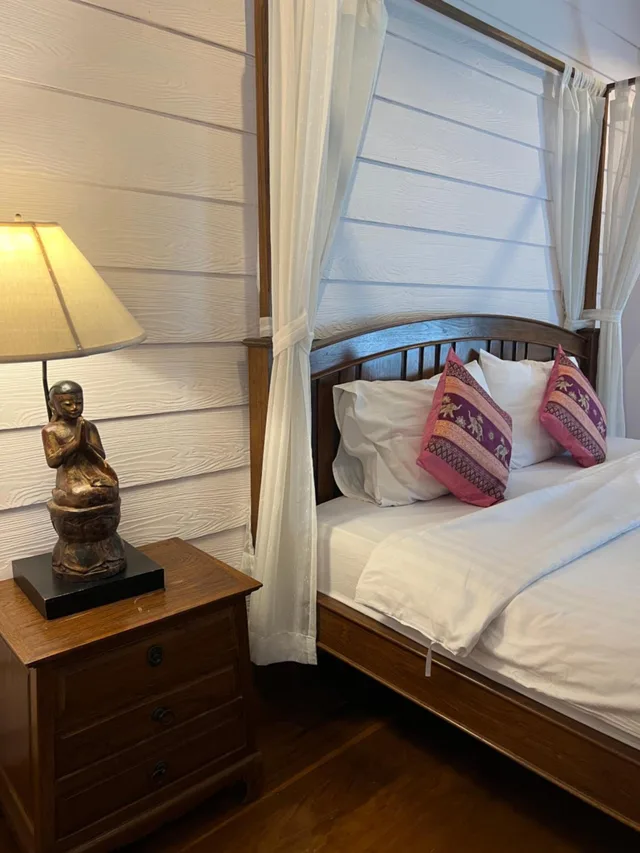 غرفة كبيرة بسرير مزدوج، Pha Thai House 5/5