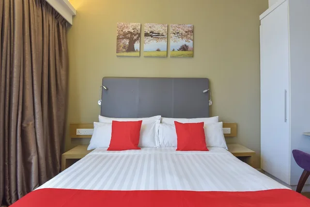3 Bedrooms, Suite, 3 King Beds, Twin Towers View، Suasana Suites Bukit Ceylon 8/10