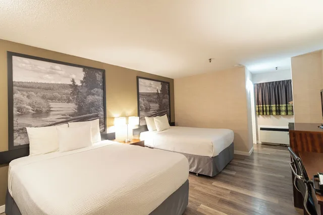 غرفة بسريرين كوين يُسمح فيها بالحيوانات الأليفة، Super 8 By Wyndham Prince George 5/10