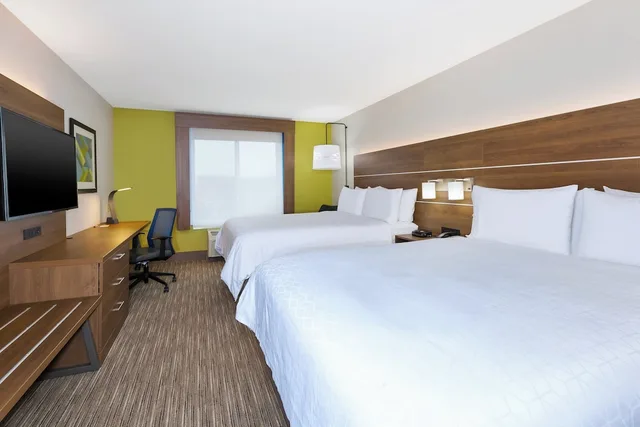 غرفة قياسية بسريرين كوين، Holiday Inn Express Hotel And Suites Dayton South Franklin 1/2