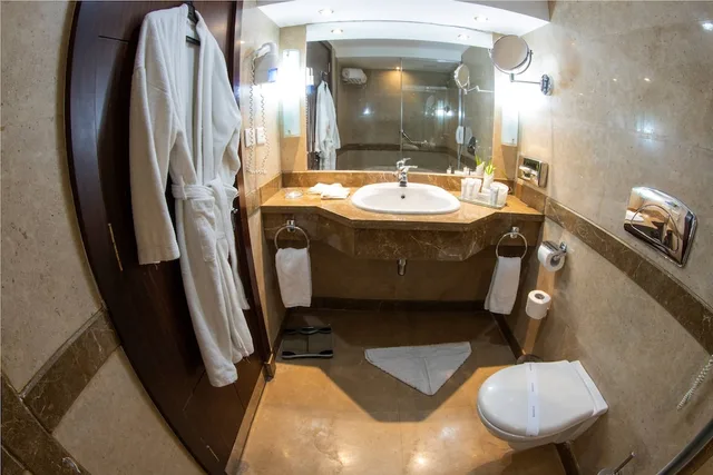 غرفة ديلوكس بسريرين منفصلين بإطلالة على النهر، Aracan Eatabe Luxor Hotel 8/8