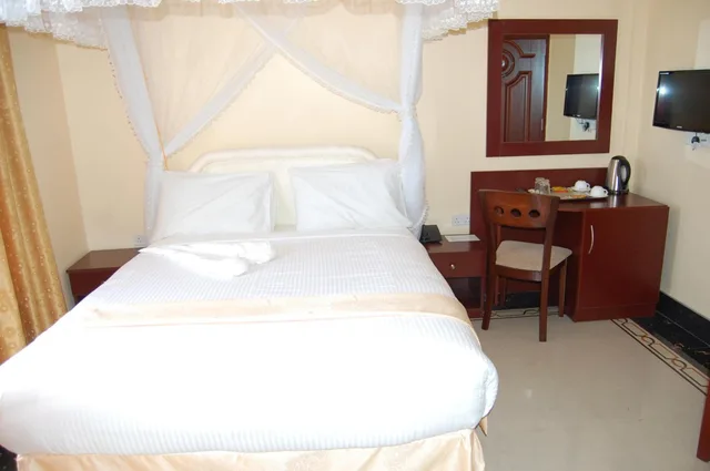 غرفة قياسية بسرير مزدوج، Lantana Hotel 5/10
