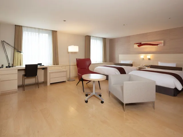 غرفة غراند ديلوكس بسريرين منفصلين مع دخول الصالة، Sapporo Grand Hotel 5/9