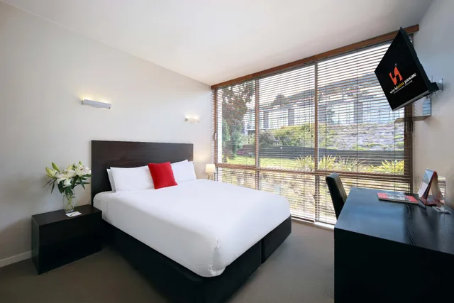 غرفة قياسية بسرير مزدوج أو سريرين منفصلين، Swiss-Belsuites Pounamu Queenstown 2/2