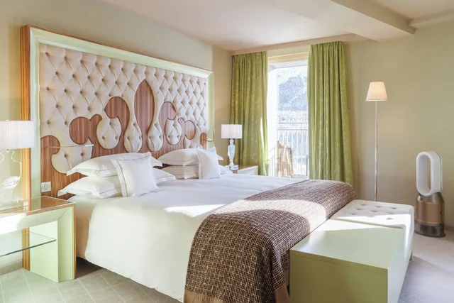 Grand, Suite, King Bed, Lake View, Sofa, Carlton Hotel St Moritz 2/6