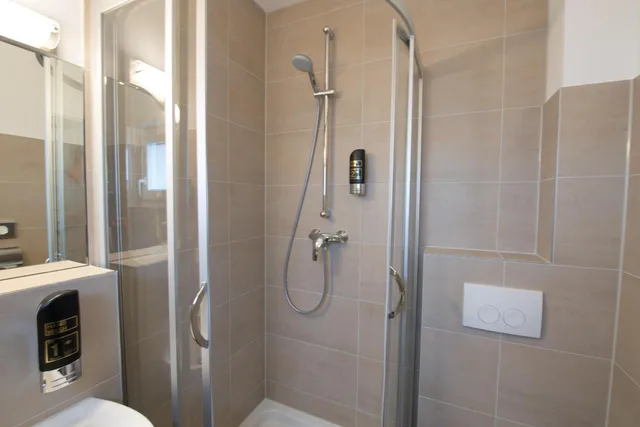 غرفة رباعية بسرير فردي، Goethe Business Hotel 4/7