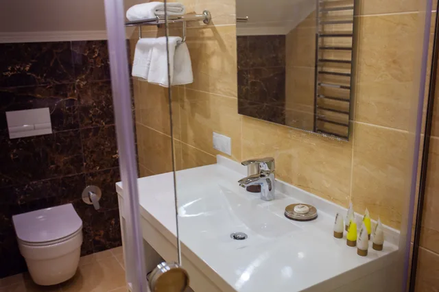 غرفة قياسية بسرير كينج، Familion Aparthotel 3/3