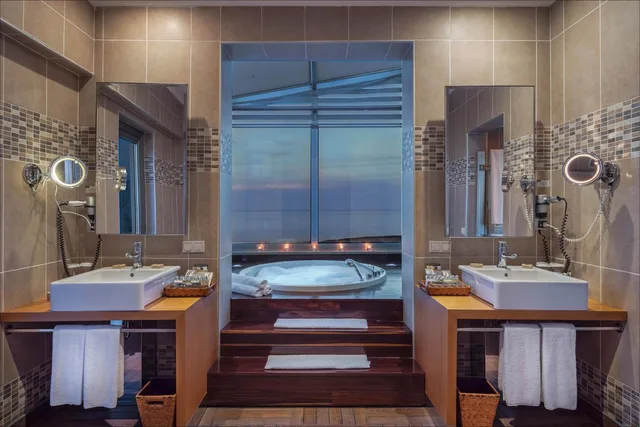 جناح بسرير كينج بجاكوزي، Rixos Sungate Hotel 9/9