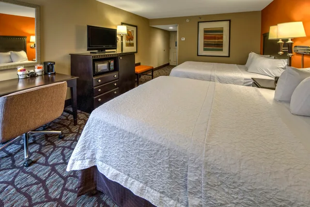غرفة بسريرين كوين، Hampton Inn Asheville Tunnel Road 6/9