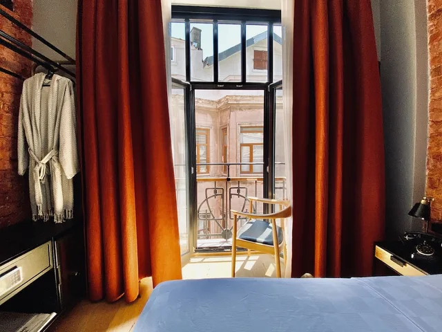 Standard, Queen Bed, Street View، RUZ Hotels Tunel 3/7