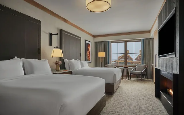 Room, 2 Queen Beds, with View, Accessible, Montage Big Sky 1/2