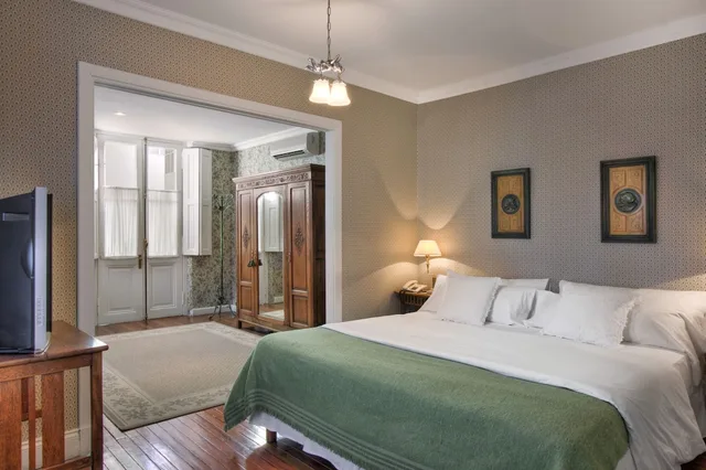 Executive, King Bed, Hotel del Casco 1/4