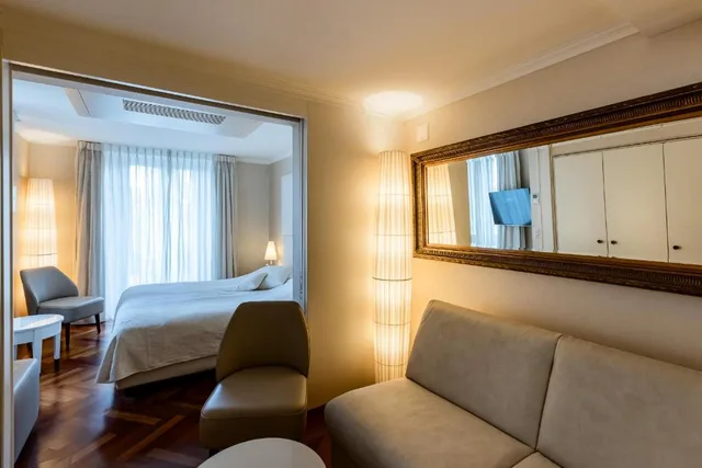 غرفة عائلية، Hotel des Balances 5/7