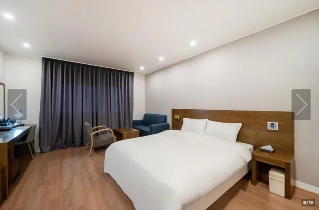Room, Twin Beds, 1 Double and 1 Single Bed, Pearl Business Hotel 1/4
