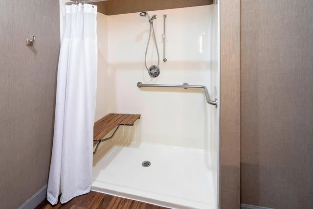 جناح بسريرين مزدوجين مع سرير سحّاب إضافي لذوي الإعاقة، SpringHill Suites by Marriott Rochester-Mayo Clinic/St Marys 3/4