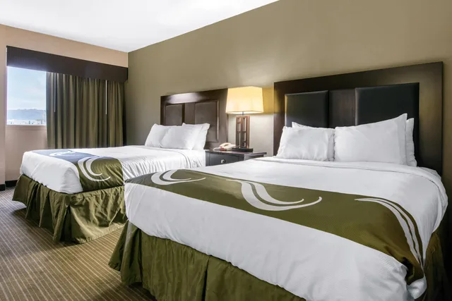غرفة بسريرين كوين، Quality Inn & Suites Charleston - Civic Center 1/6