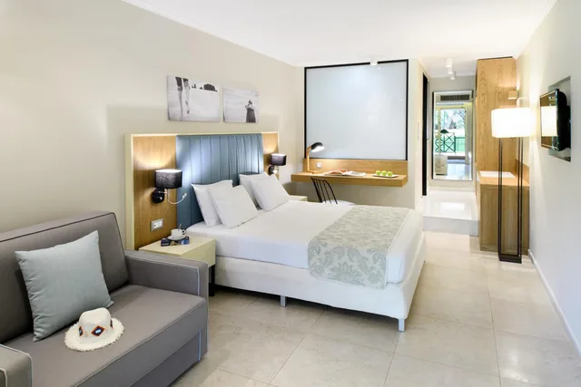 غرفة سوبيريور بسرير مزدوج، Portes Beach Hotel 1/4