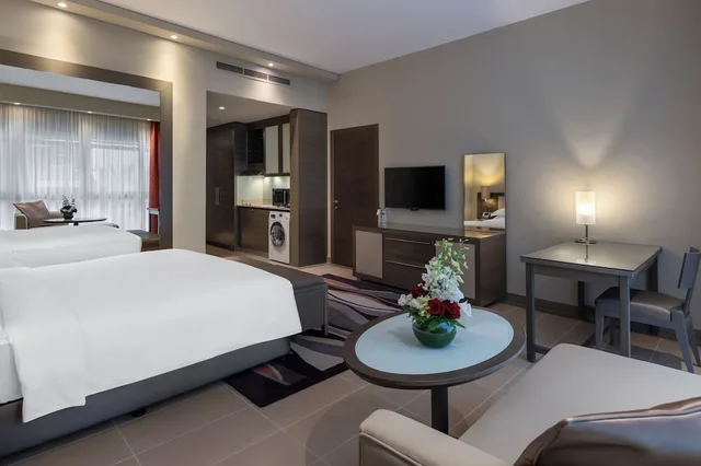 استوديو واسع بسرير كينج، Park Arjaan by Rotana 6/8