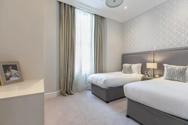 شقة ديلوكس بسرير كينج بغرفة نوم واحدة مع أريكة، Chilworth Court 7/10