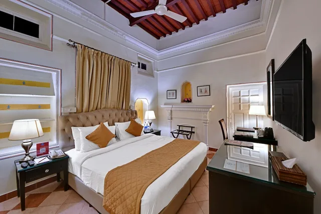 غرفة تقليدية بسرير كينج، Ramgarh Heritage A Luxury Boutique Resort 2/9