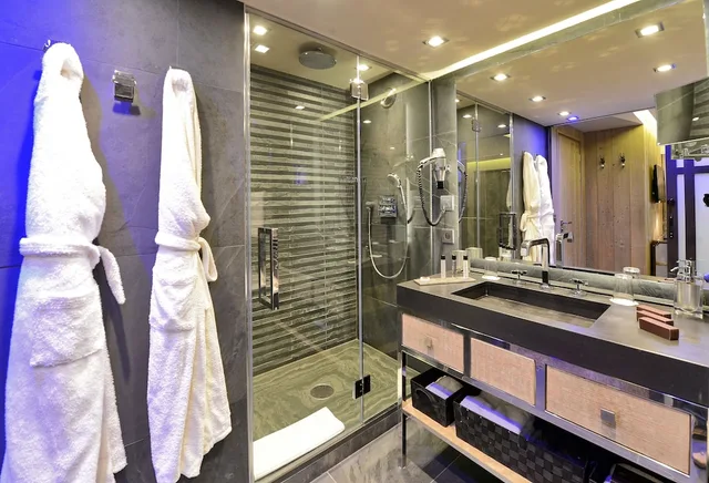 جناح بإطلالة على الجبل، Hôtel Tsanteleina 6/7