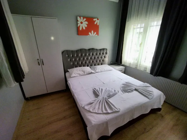 Room, Queen Bed, Shared Bathroom, Sultan Hostel & Guesthouse 5/6
