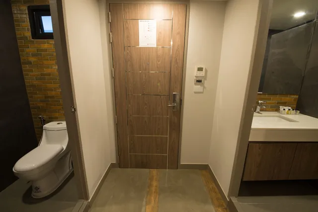 غرفة ديلوكس عائلية بسريرين منفصلين بشرفة، V20 Boutique Hotel 4/4