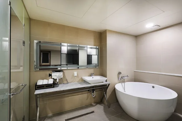 جناح بسرير كوين، Mind Tourist Hotel 5/7