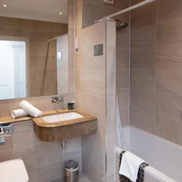 غرفة بسرير مزدوج أو سريرين منفصلين، Whitford House Hotel 5/6