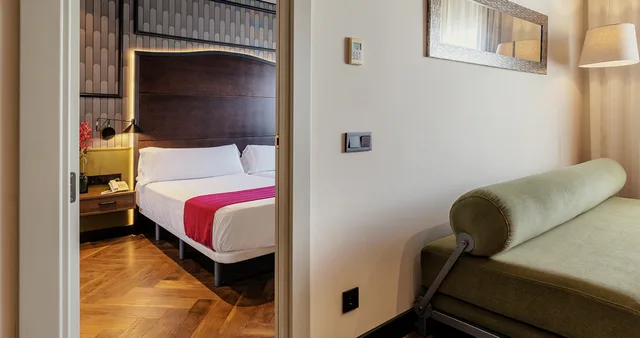 جناح جونيور بجاكوزي، Hotel Vertice Aljarafe 4/7