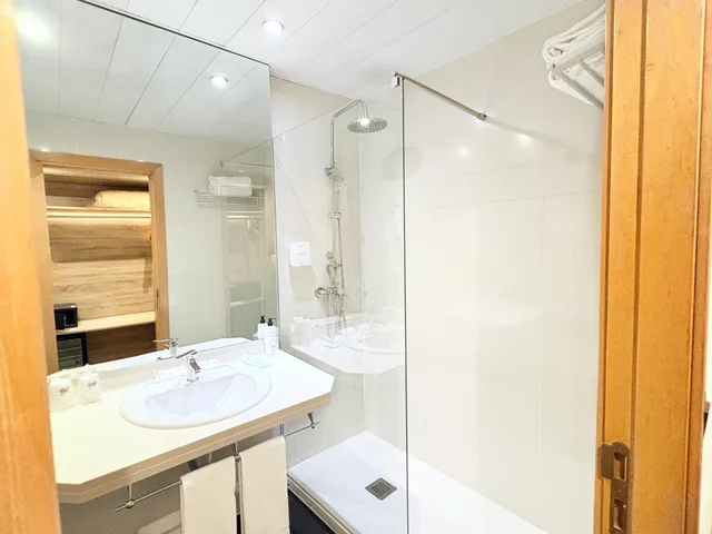 غرفة قياسية مفردة بسرير مزدوج، Eurohotel Diagonal Port Hotel 9/9