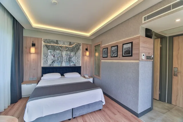 Deluxe, Queen Bed, Sea View, Isikaltin Hotel 2/3