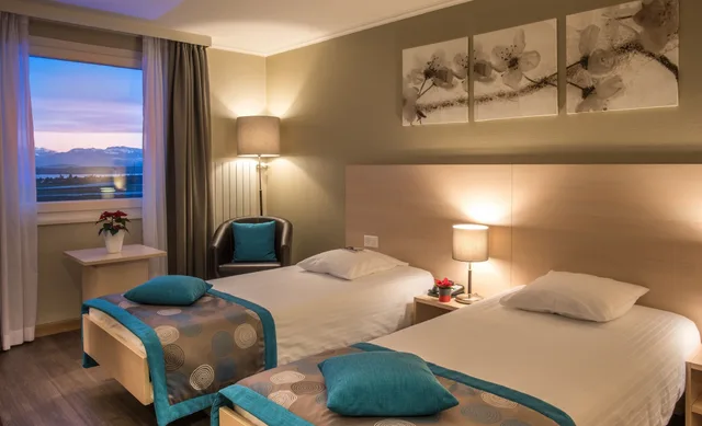 غرفة سوبيريور بسرير كوين، Everness Hotel and Resort 5/10