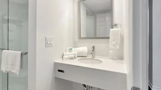 غرفة سوبيريور بسريرين كوين مع أريكة، Harborline Hotel Rockland, ME 10/10