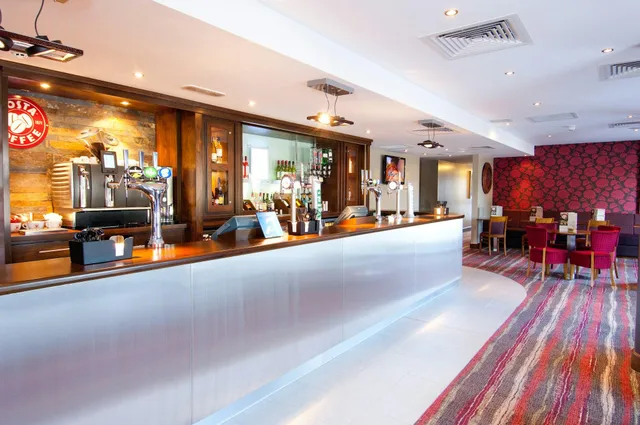 غرفة تُحدَّد عند الوصول، Premier Inn London Gatwick Airport Manor Royal 1/1