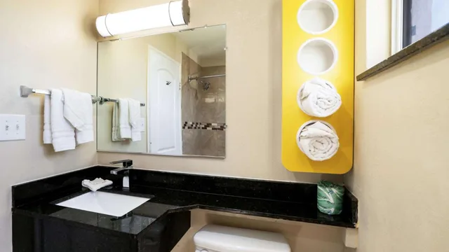 غرفة ديلوكس رباعية للمدخنين، Motel6 Odessa, TX 2nd Street 9/10