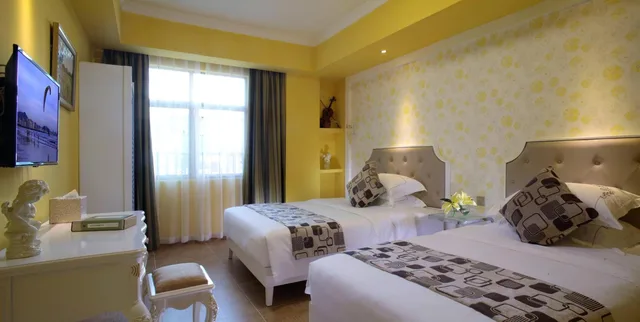 Garden, Family, Single Bed, Care Hotel Coast Collection 1/7