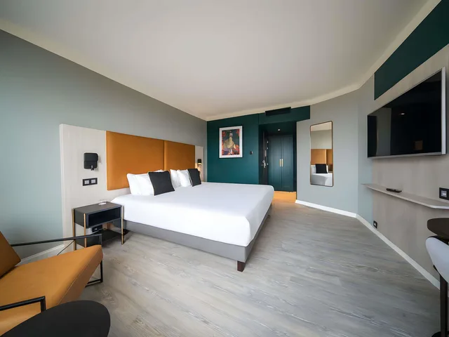 غرفة ديلوكس بسرير كينج بإطلالة على المتنزه مع أريكة، Maek Hotel Antwerp Central - Handwritten Collection 3/6