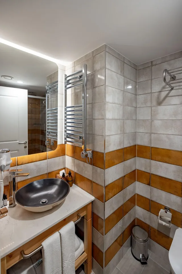 دوبلكس، Limehouse Library Hotel 6/7