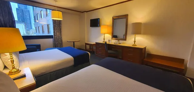 غرفة سوبيريور بسريرين منفصلين، Bristol Hotel 5/10