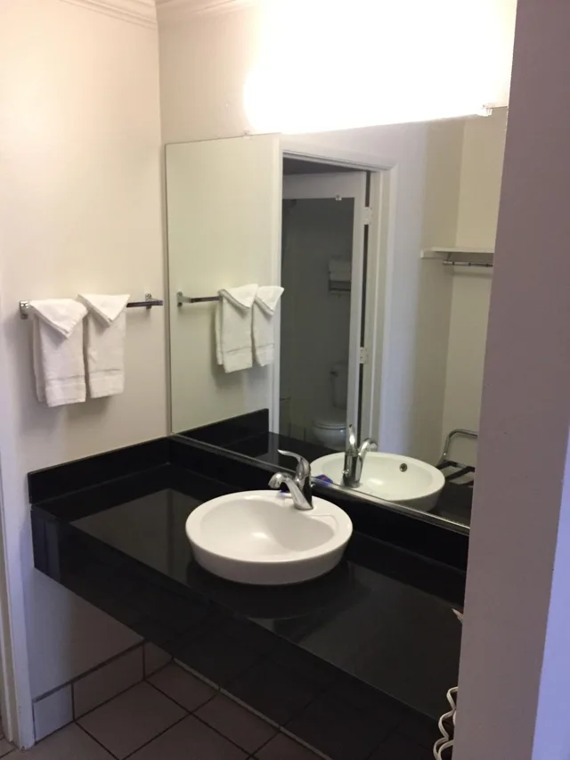 Deluxe, Suite, Multiple Beds, Partial Ocean View، Motel6 Pismo Beach, CA - Pacific Ocean 4/7