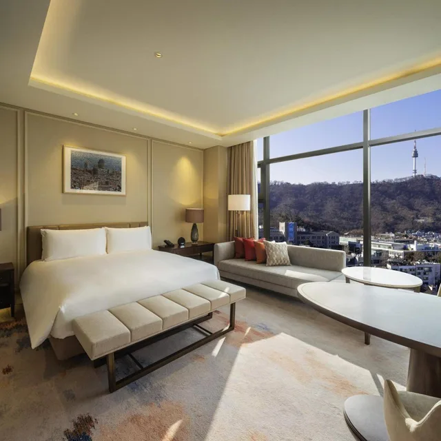غرفة بريميير تنفيذية بسرير كينج، The Ambassador Seoul - A Pullman Hotel 1/2